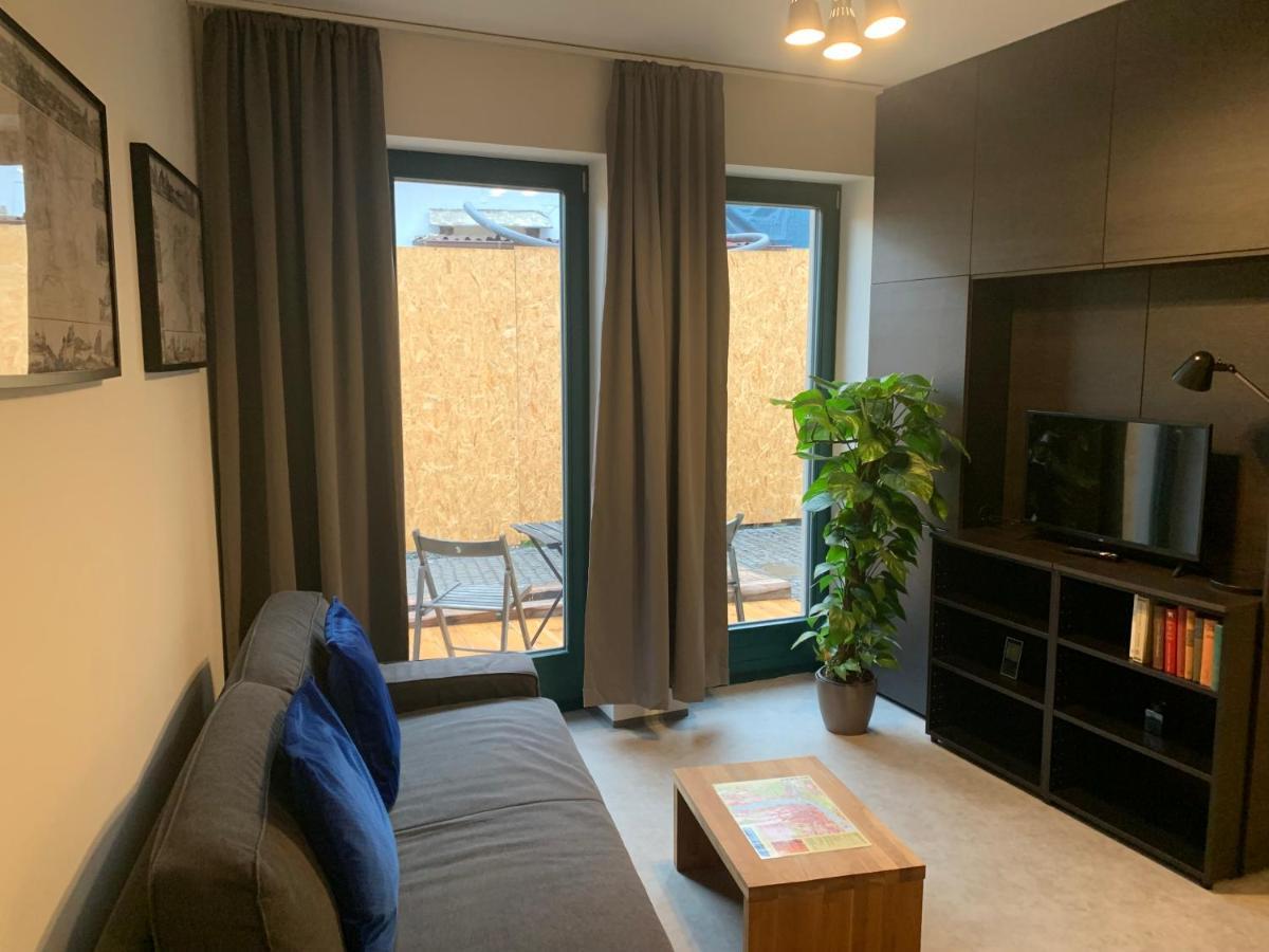 Cozy Friendly Place With Free Parking Praga Exterior foto