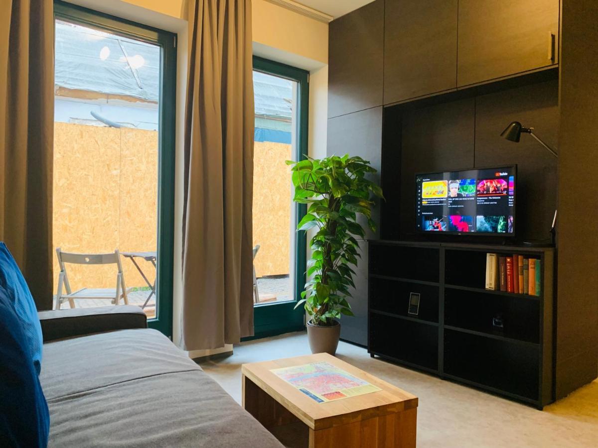 Cozy Friendly Place With Free Parking Praga Exterior foto
