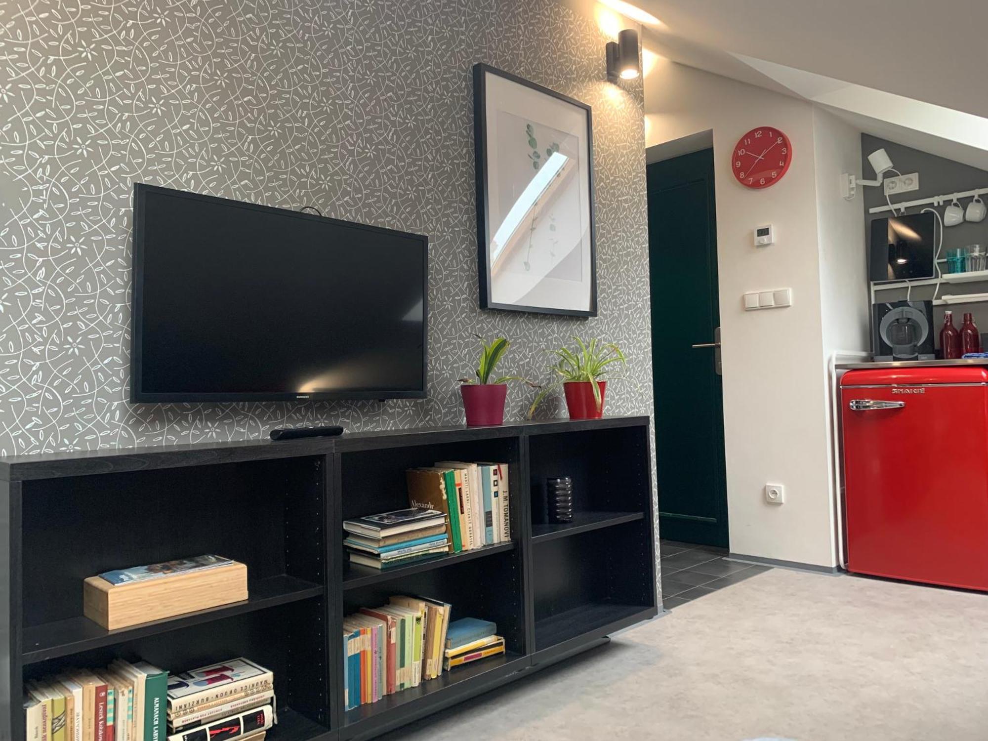 Cozy Friendly Place With Free Parking Praga Exterior foto